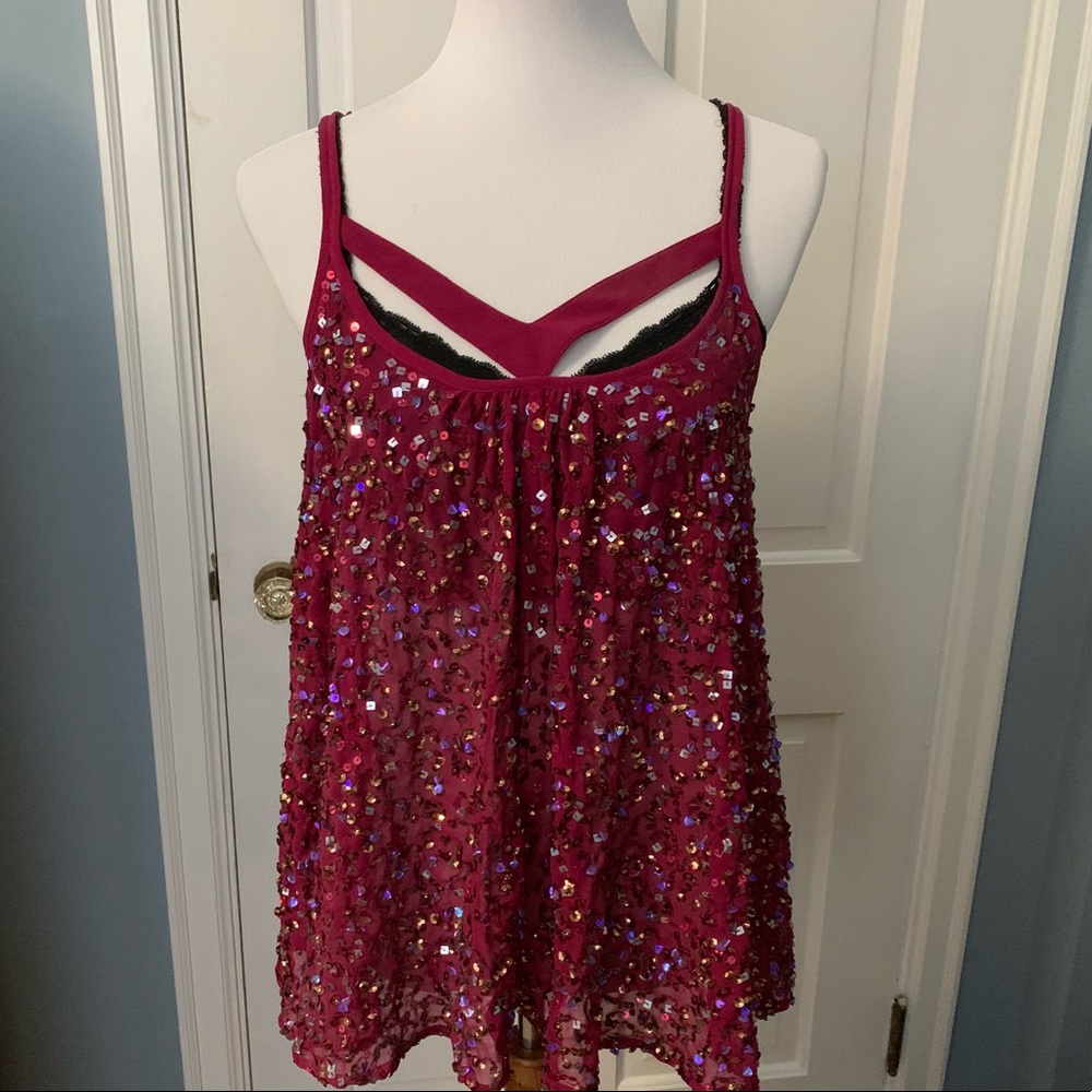 NWT Ludi Swing Sequin Tank